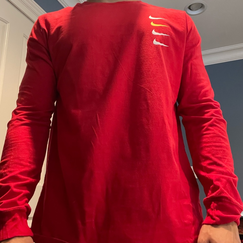 Large Red Nike long sleeve